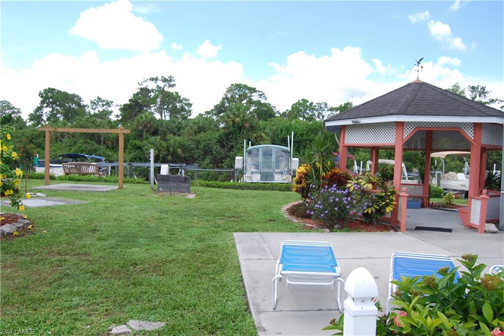 MARINERS COVE - Residential