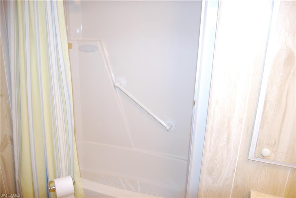 MARINERS COVE - Residential