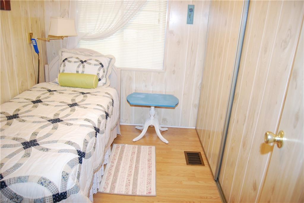 MARINERS COVE - Residential