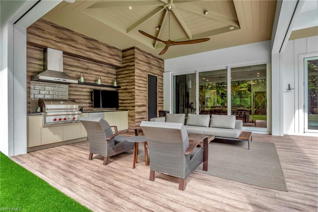 OLDE NAPLES - Residential