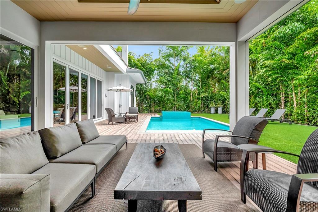 OLDE NAPLES - Residential