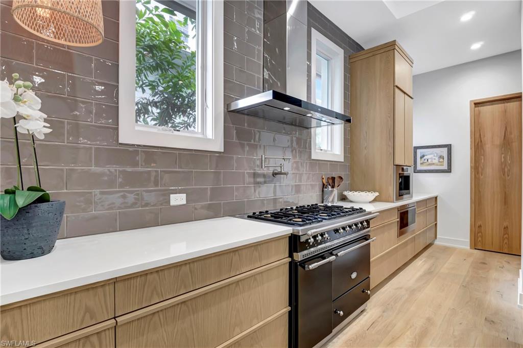 OLDE NAPLES - Residential