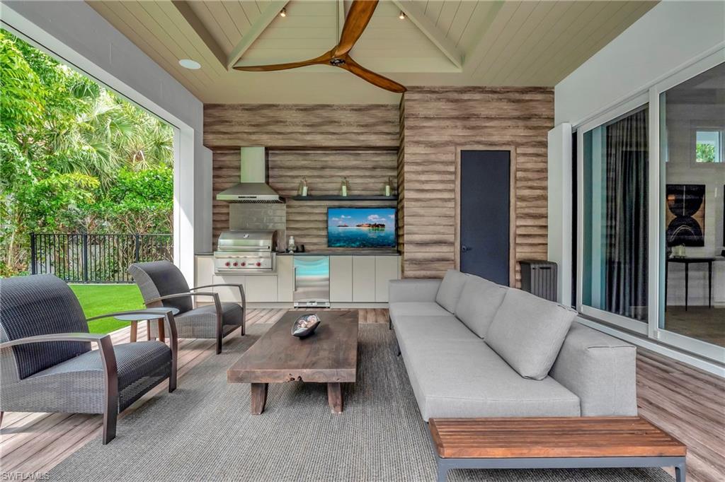 OLDE NAPLES - Residential