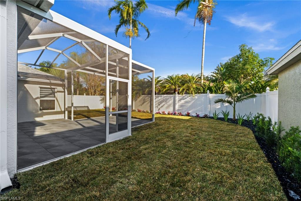 MANATEE BAY - Residential