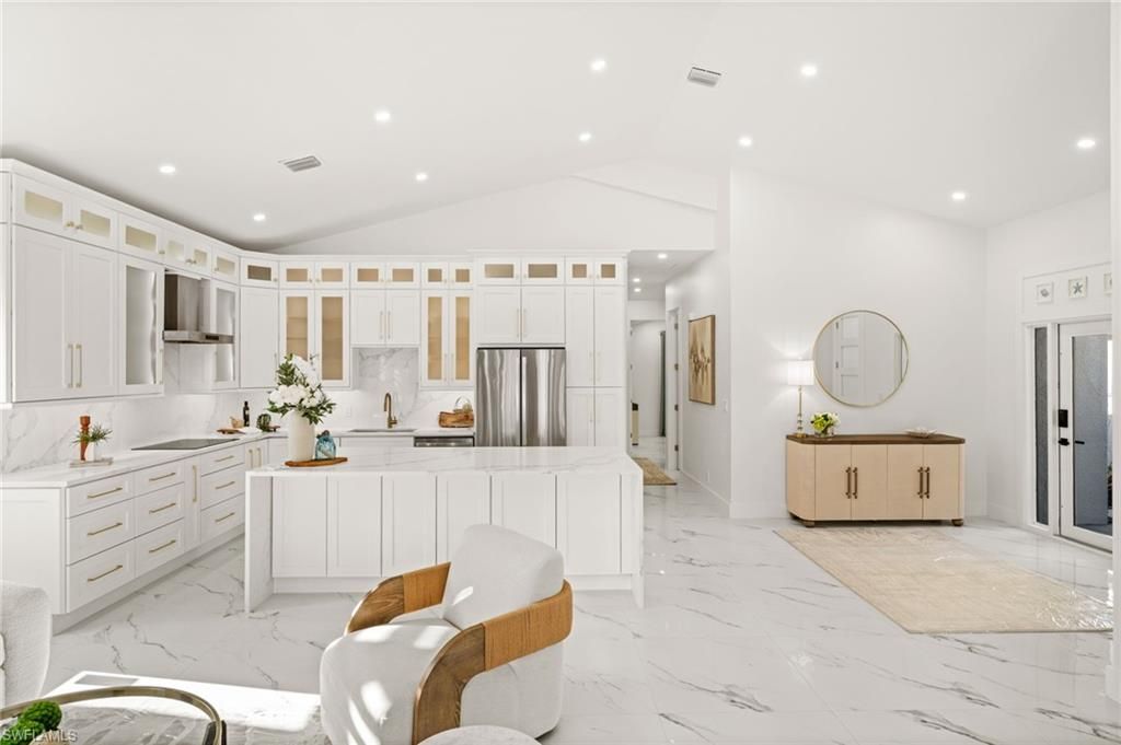 Photo of 1046 Silverstrand DR, NAPLES, FL 34110 (MLS # 226009640)