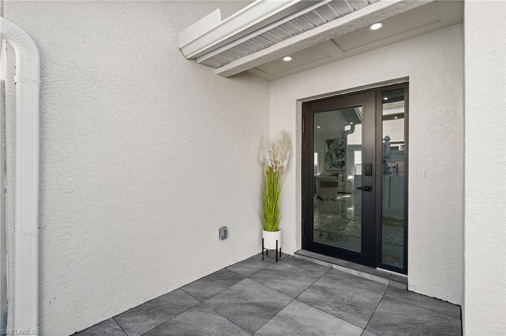 MANATEE BAY - Residential