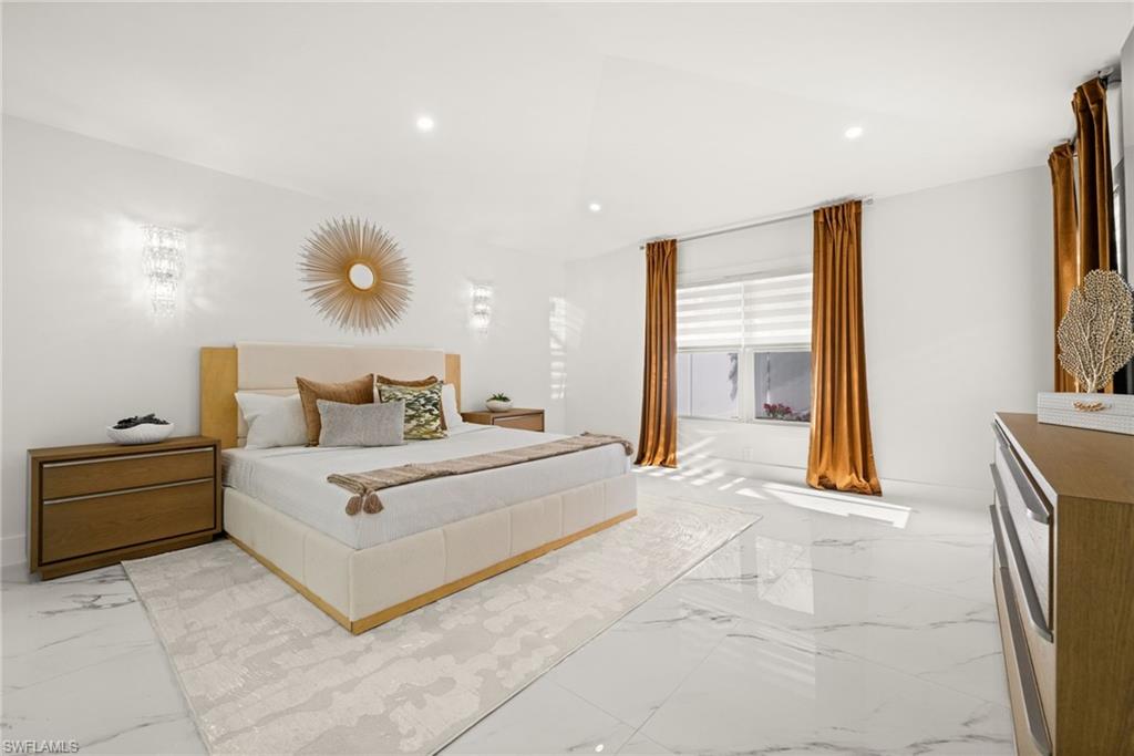 MANATEE BAY - Residential