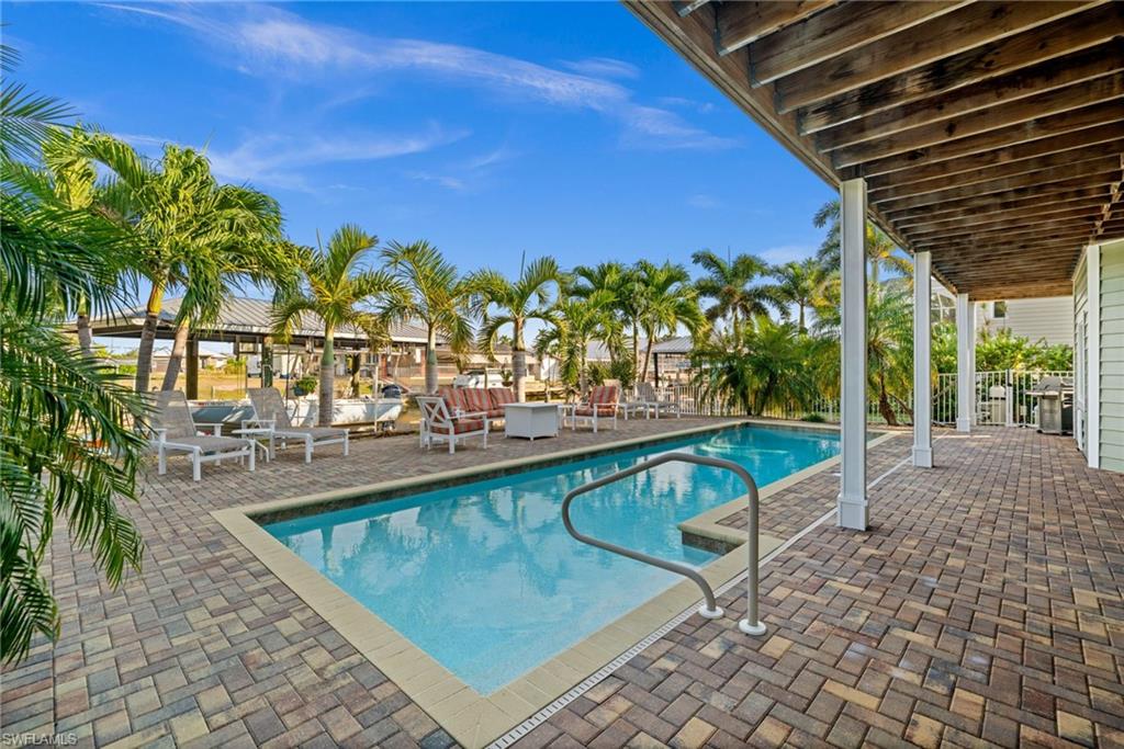 PINE ISLAND SHORES UNIT 4 - Residential