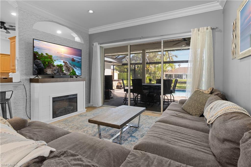 BONITA GOLF CLUB VILLAS - Residential