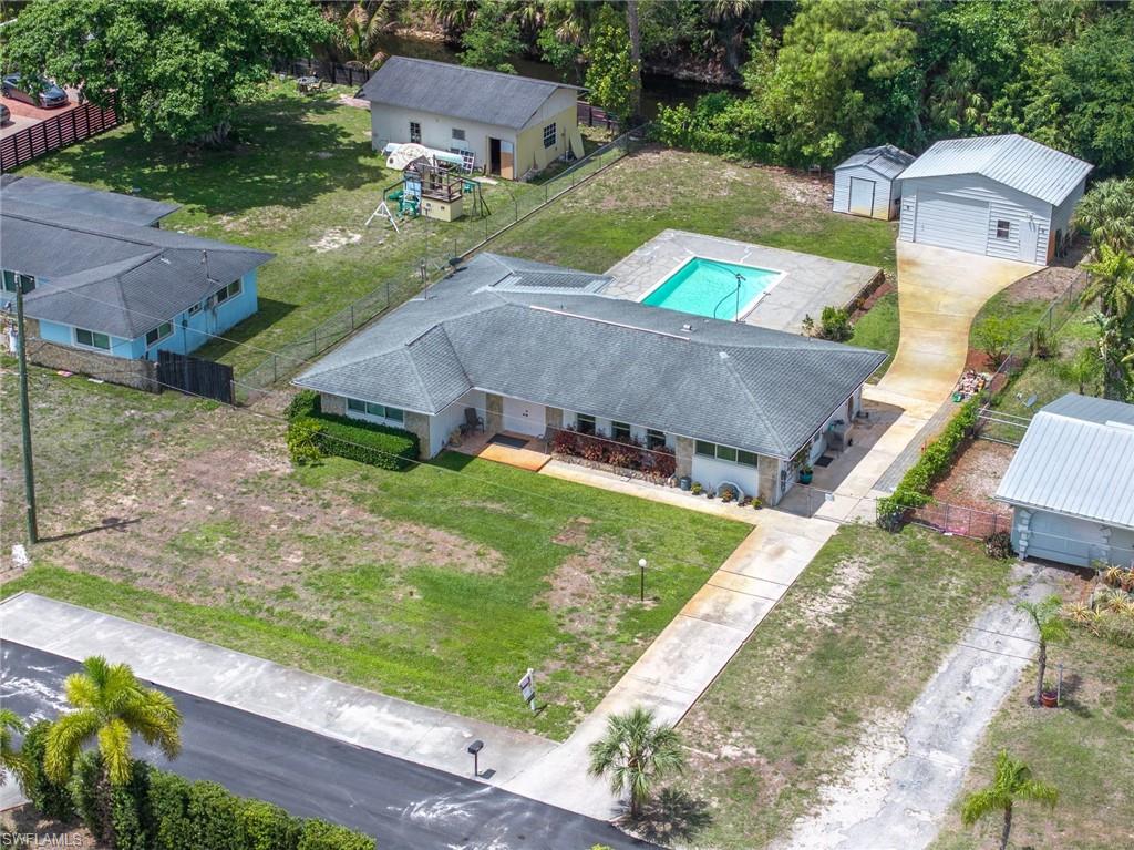 GOLDEN GATE ESTATES - Residential