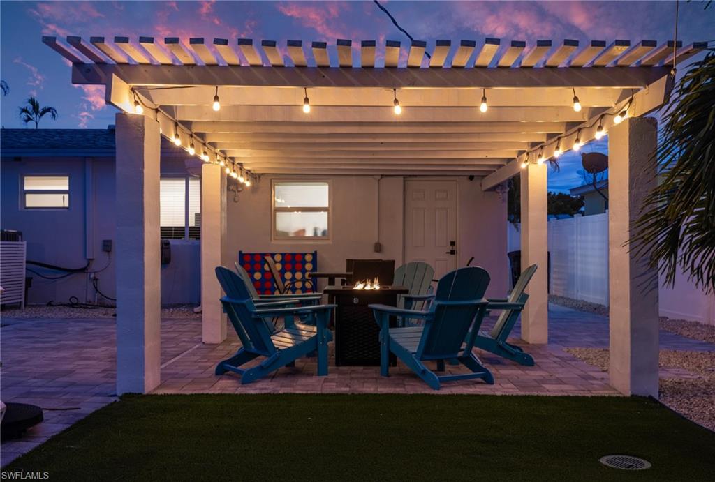 HOLIDAY SHORES - Residential