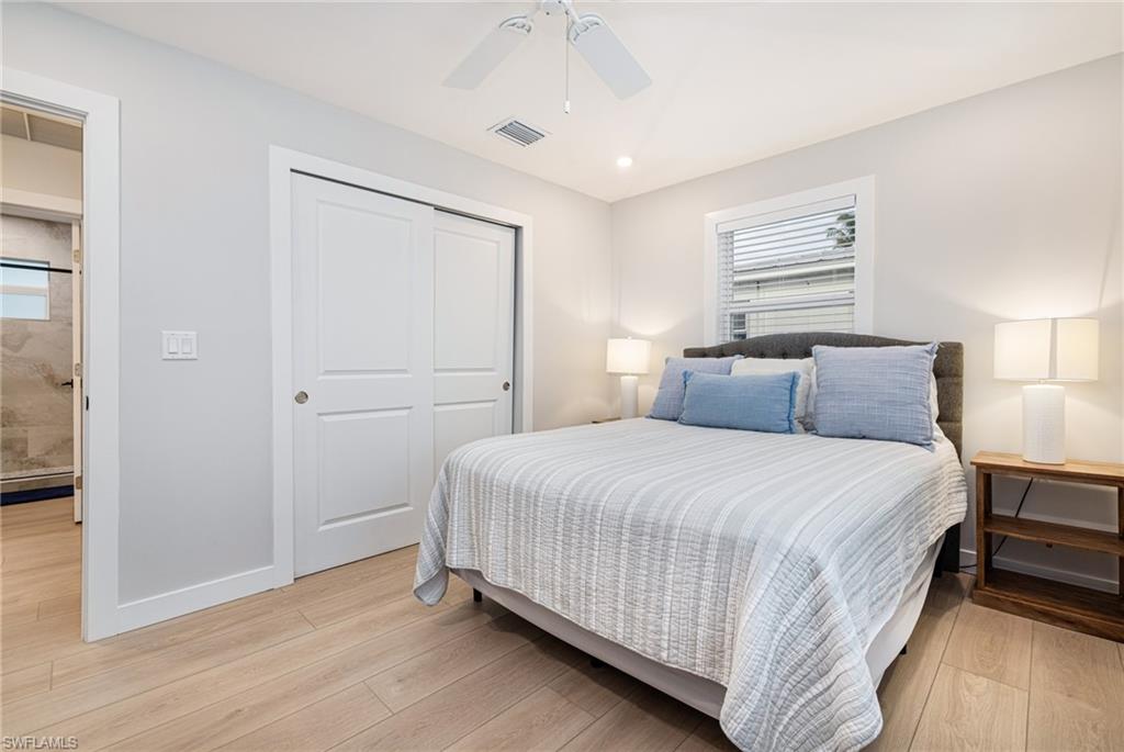 HOLIDAY SHORES - Residential