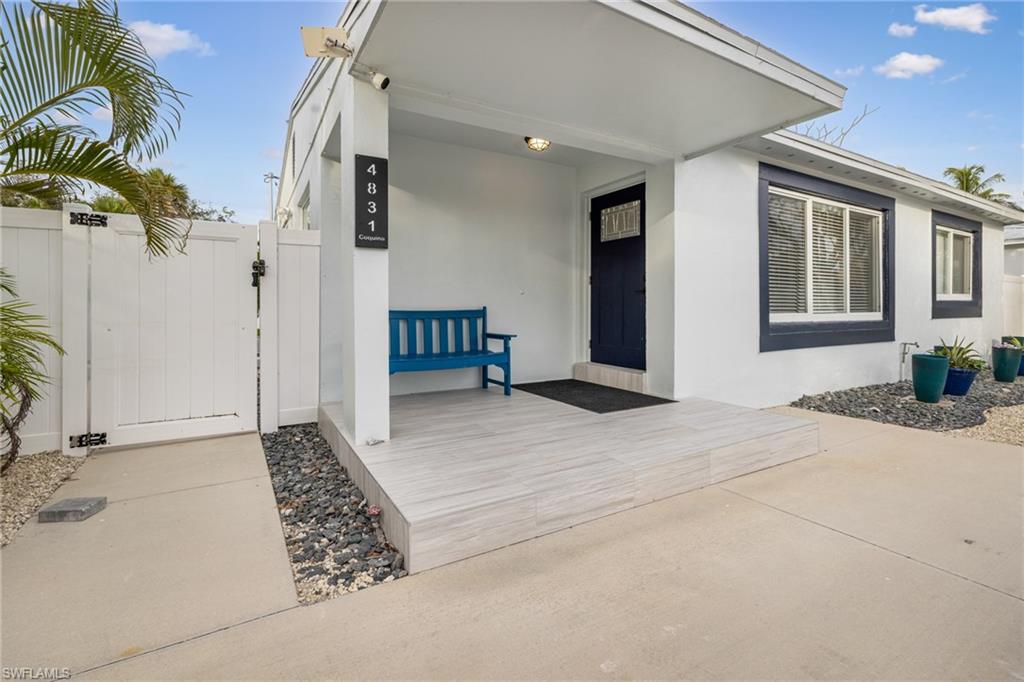 HOLIDAY SHORES - Residential