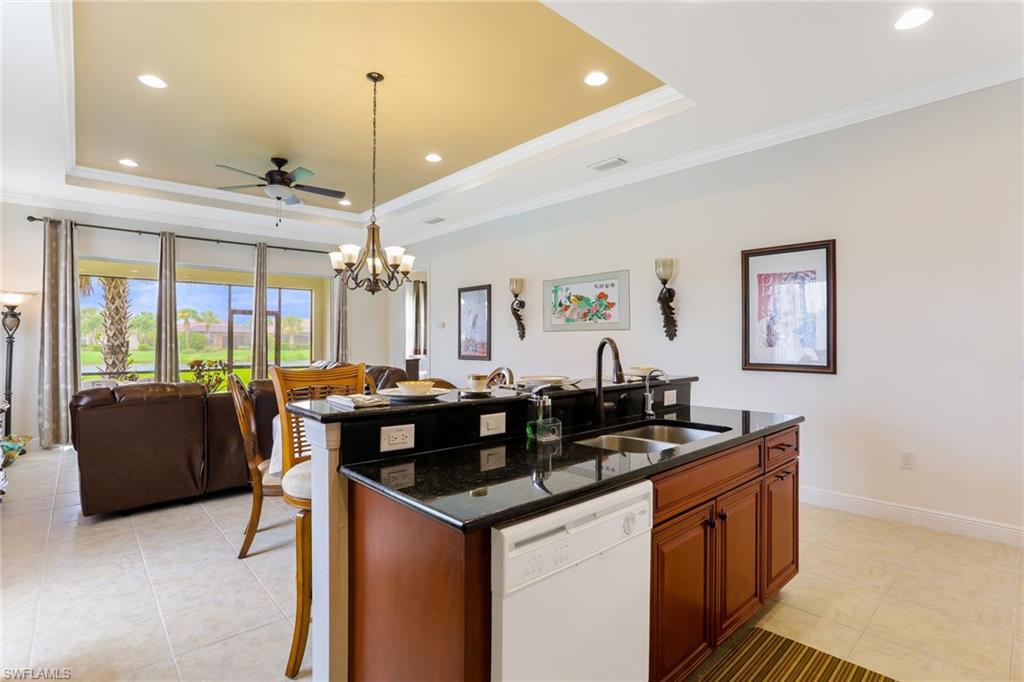 MANCHESTER SQUARE - Residential