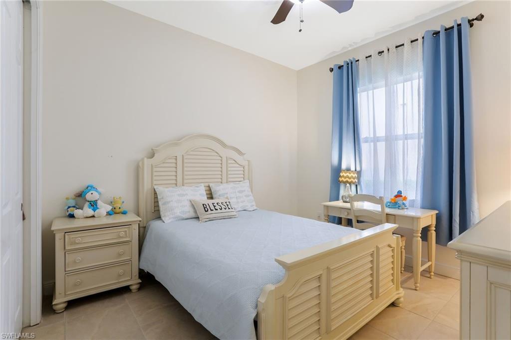 MANCHESTER SQUARE - Residential