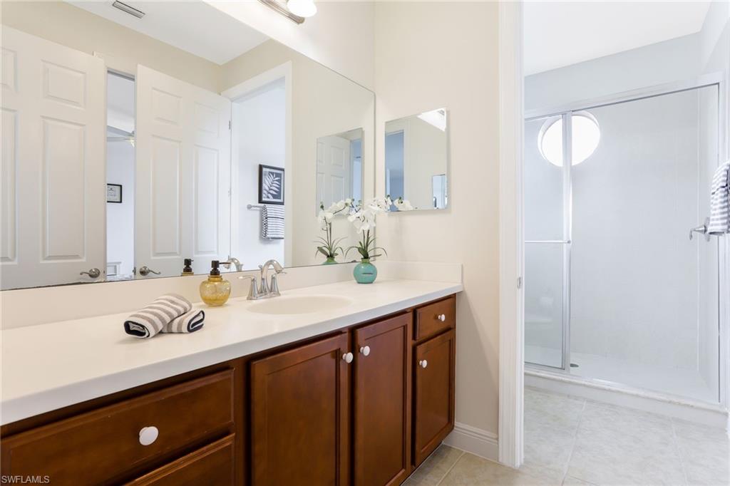 MANCHESTER SQUARE - Residential