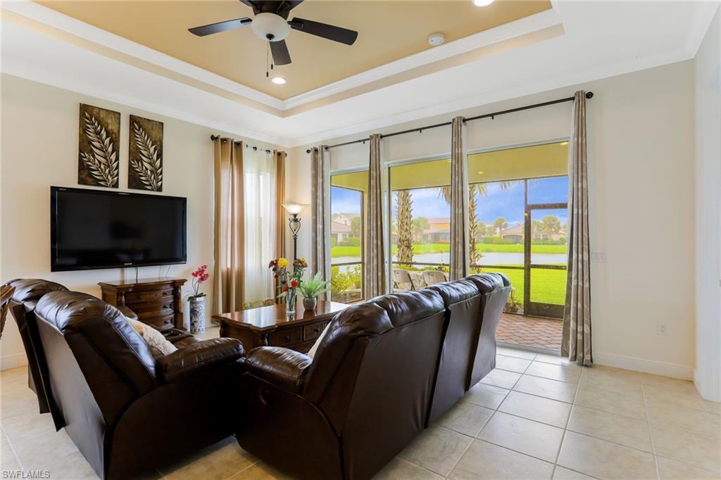 MANCHESTER SQUARE - Residential