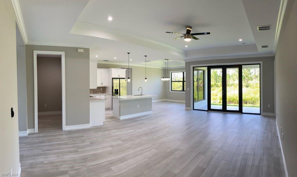 GOLDEN GATE ESTATES - Residential