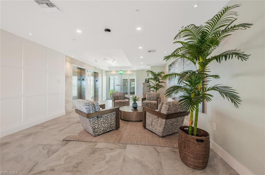 BEACH HOUSE AT NAPLES CAY - Residential Lease