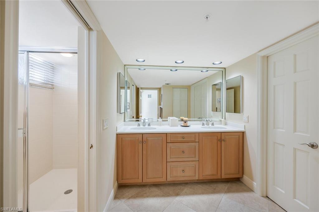 BEACH HOUSE AT NAPLES CAY - Residential Lease