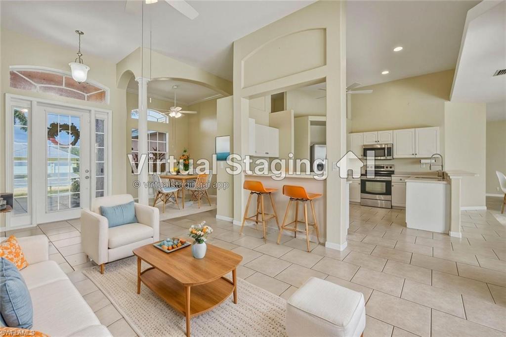 CAPE CORAL - Residential