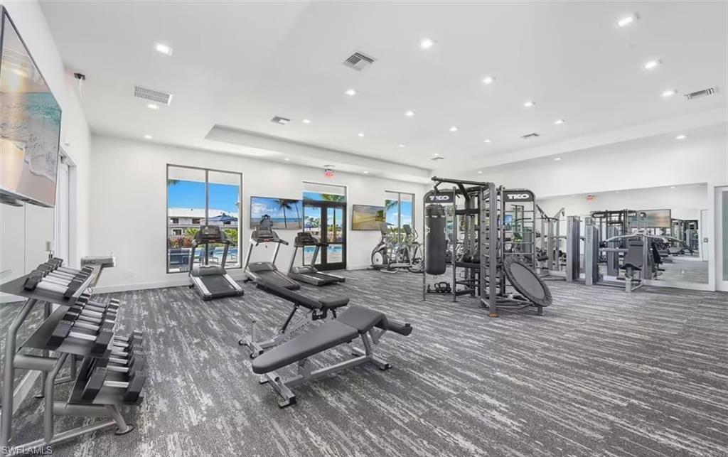 VANDERBILT RESERVE - Residential Lease