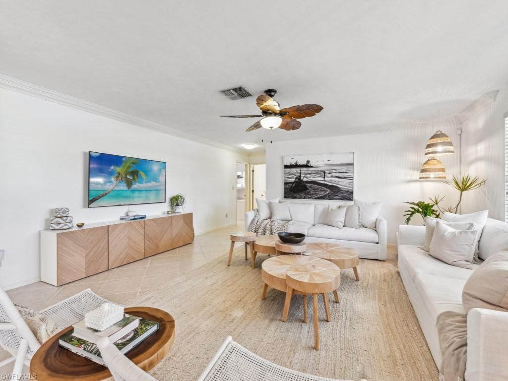 Photo of 601 97th AVE N, NAPLES, FL 34108 (MLS # 226013799)