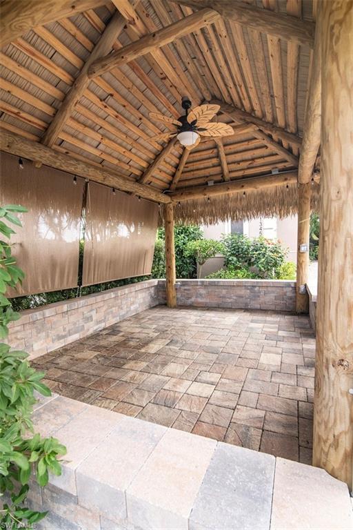 NAPLES MOTORCOACH RESORT - Land