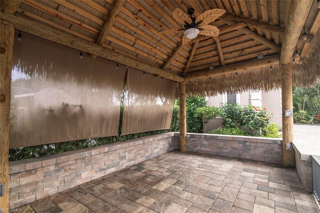 NAPLES MOTORCOACH RESORT - Land