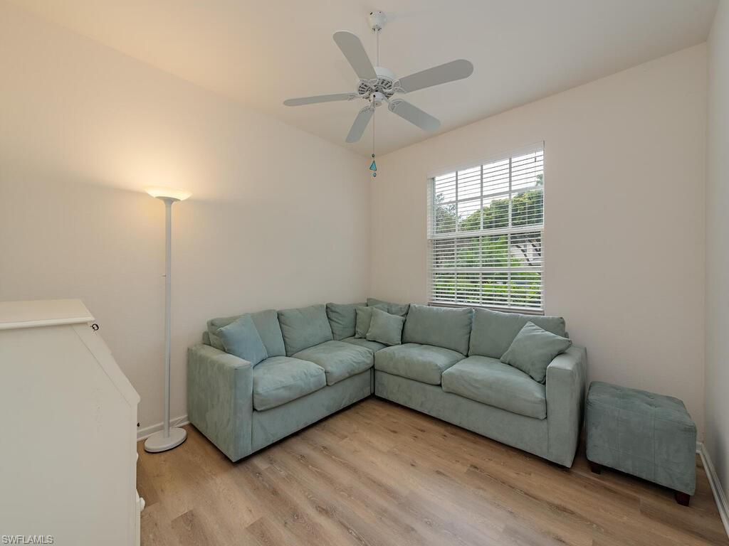 AUTUMN WOODS - Residential