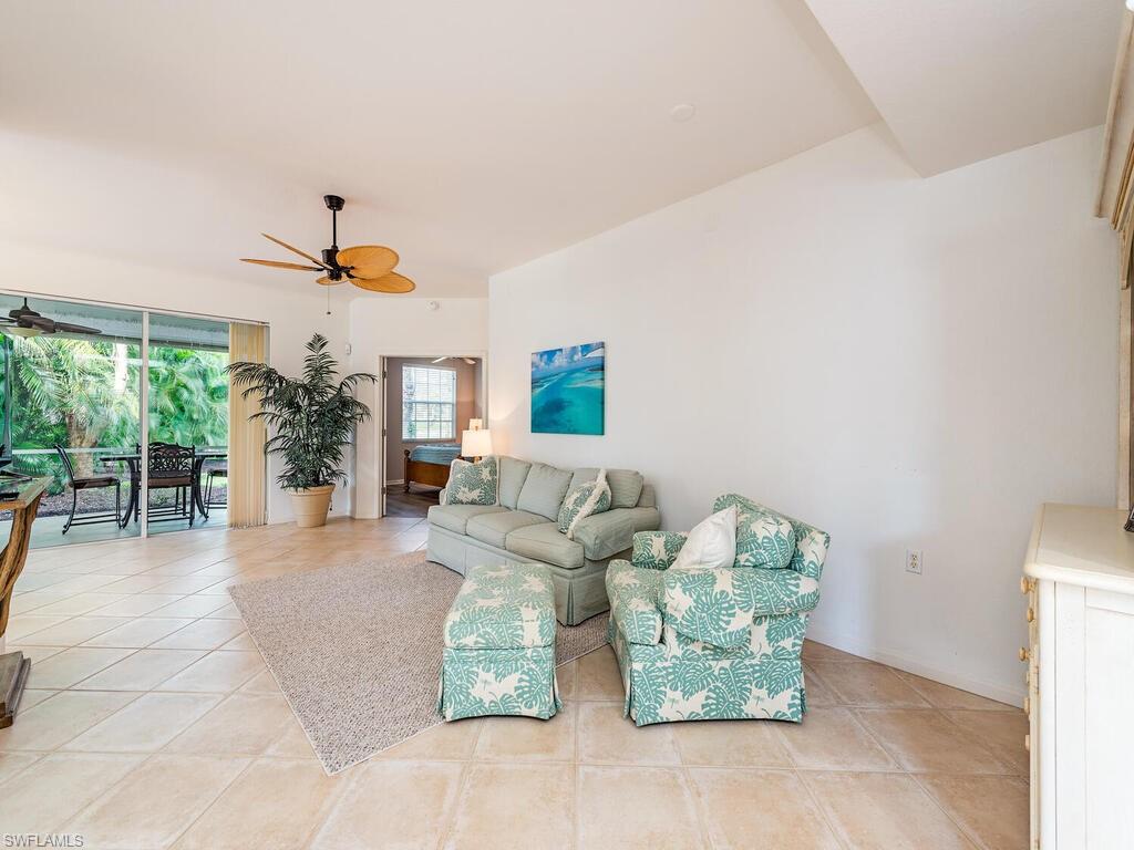 AUTUMN WOODS - Residential