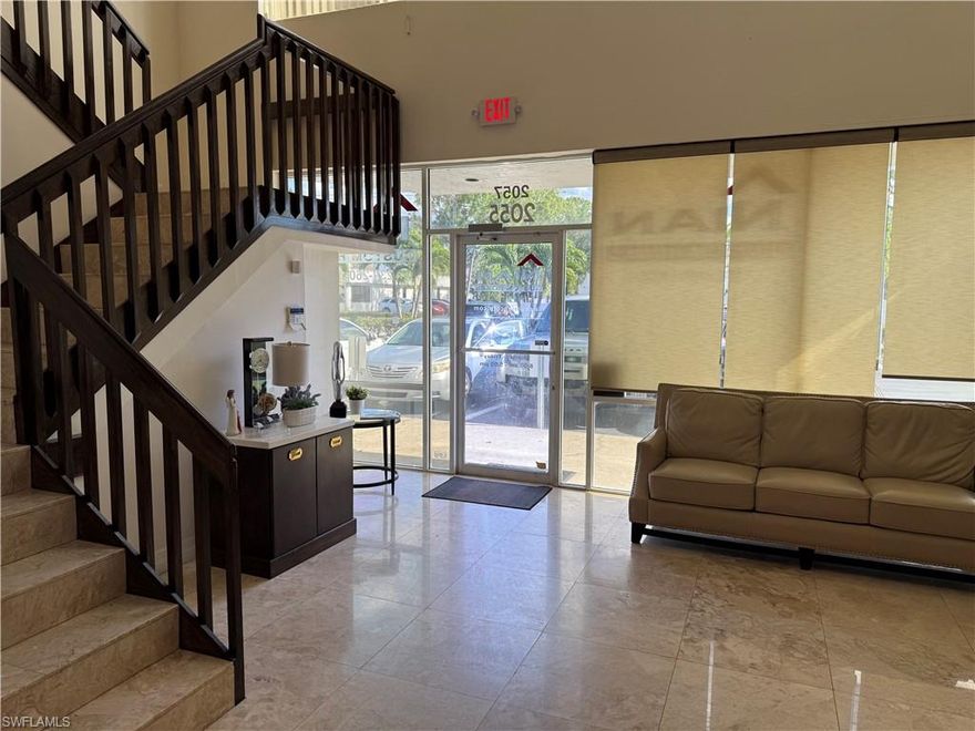 Great 2 story office with warehouse in the back, completely remodel.
11 offices with conference room 2 kitchens and 2 bathrooms and nice warehouse with enclose back yard and security.
Location is one of the best assets of this property, in the middle of Naples, between Pine Ridge and Vanderbilt road.