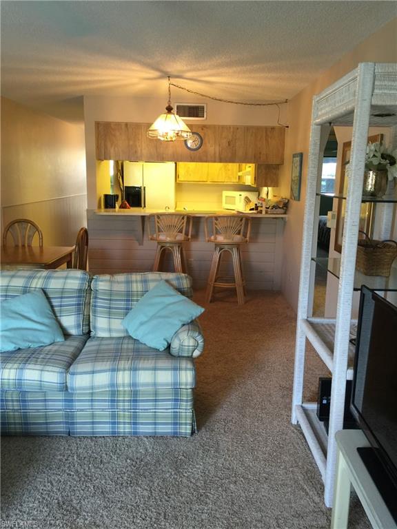 WATERS EDGE OF CAPE CORAL CONDOMINIUM - Residential