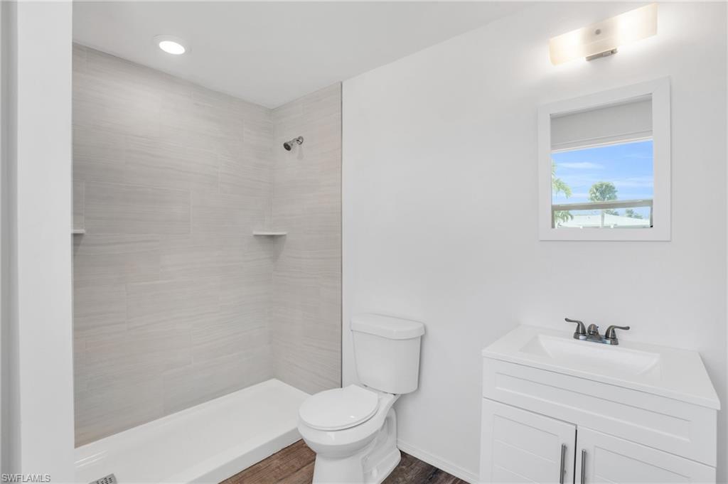 SHELL MOUND PARK - Residential