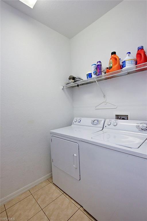 CALUSA PALMS - Residential