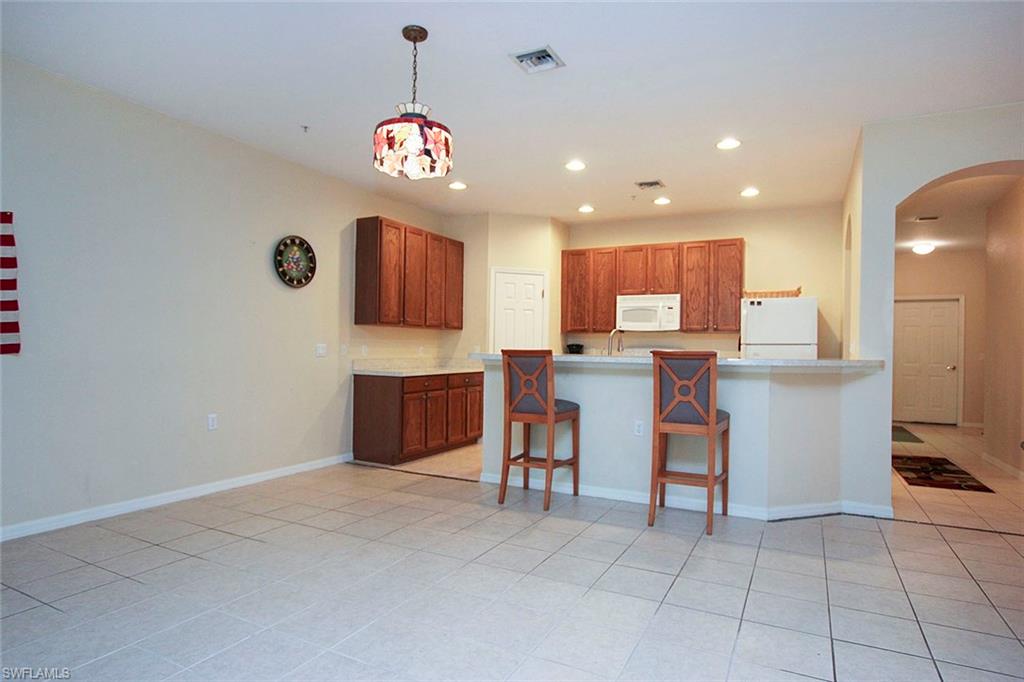 CALUSA PALMS - Residential