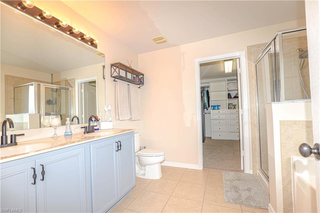 TOWN LAKES - Residential