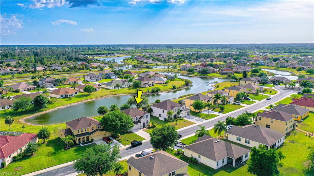 TOWN LAKES - Residential