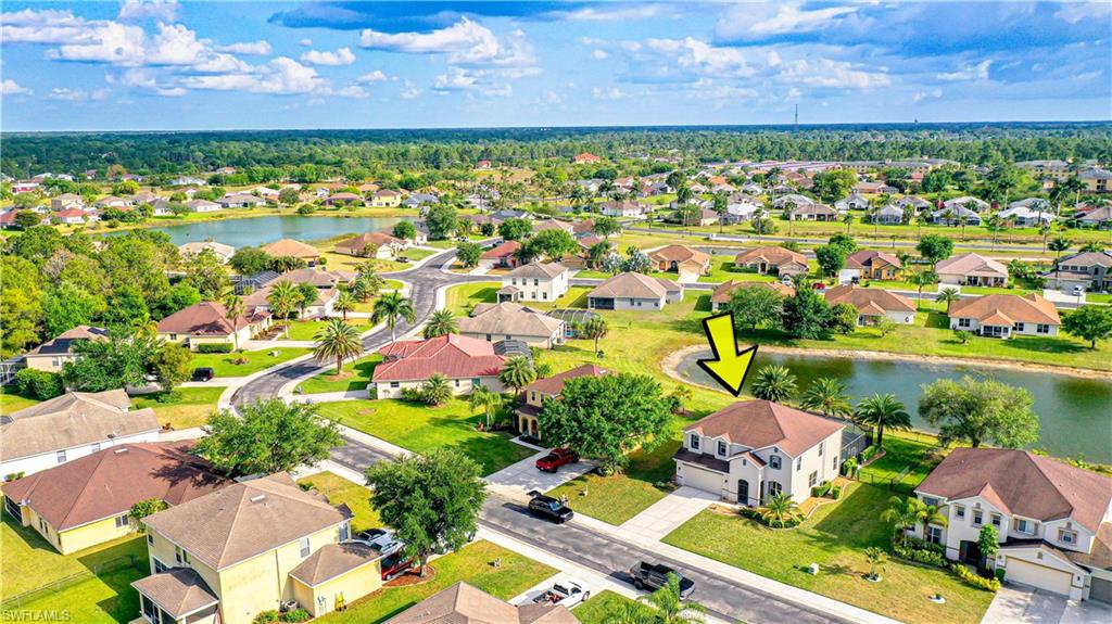 TOWN LAKES - Residential