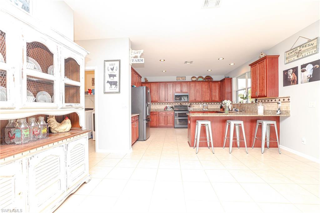 TOWN LAKES - Residential