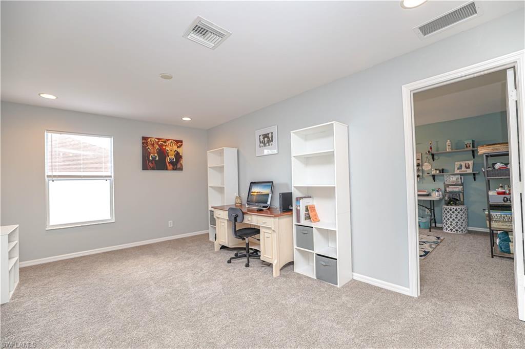 TOWN LAKES - Residential