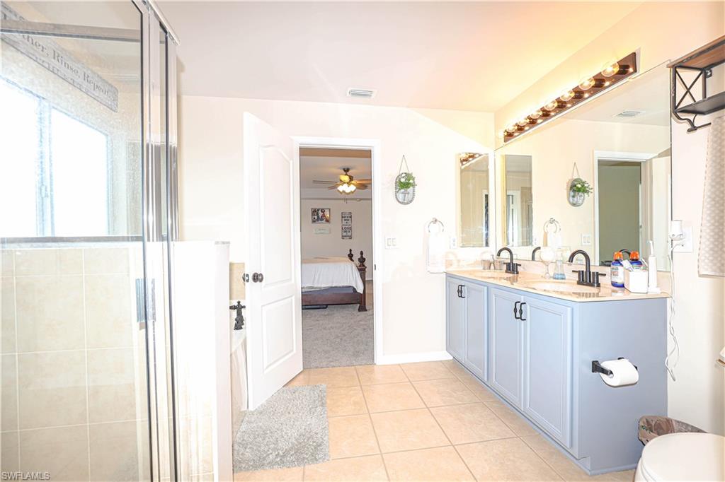 TOWN LAKES - Residential