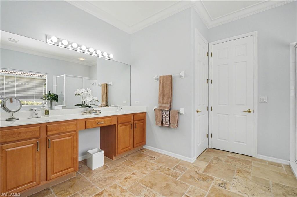 FEATHERBROOK - Residential