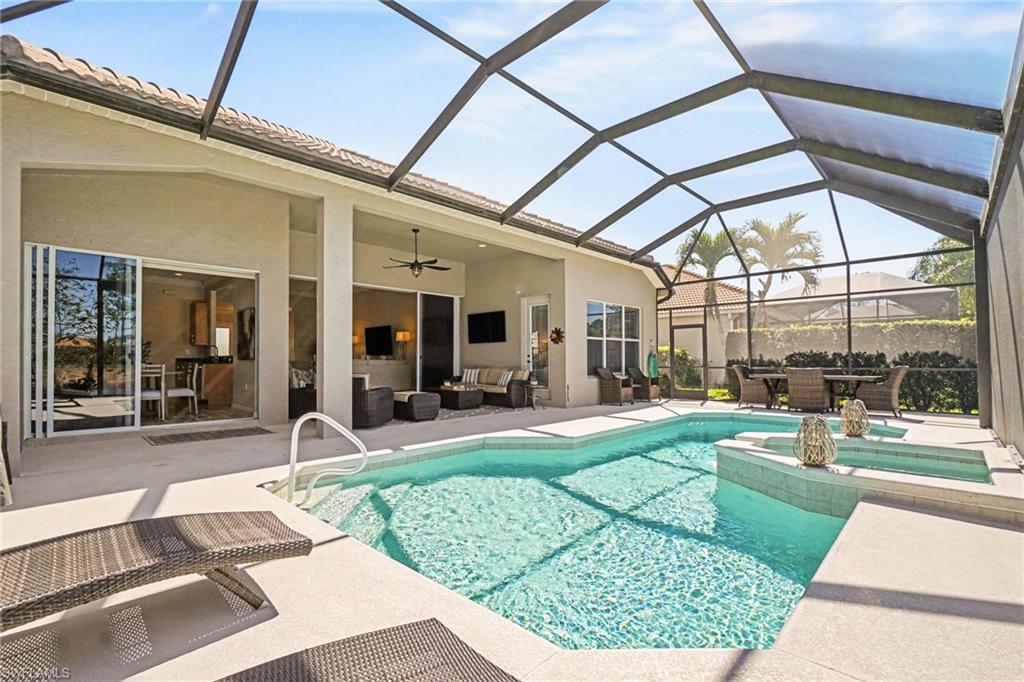 FEATHERBROOK - Residential