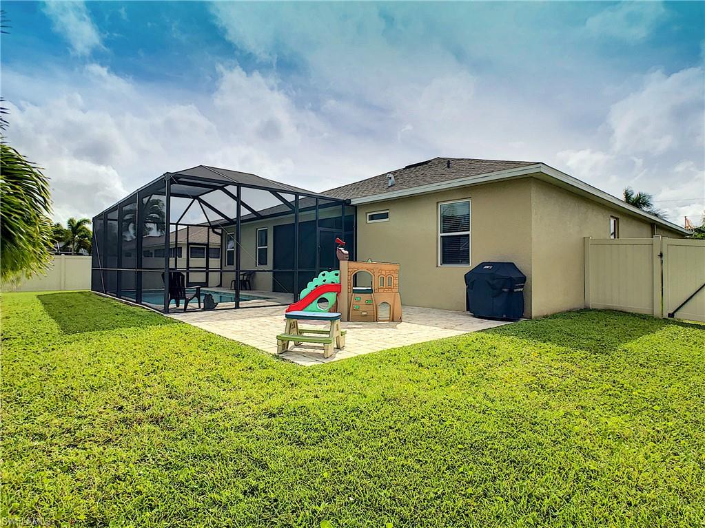 CAPE CORAL - Residential