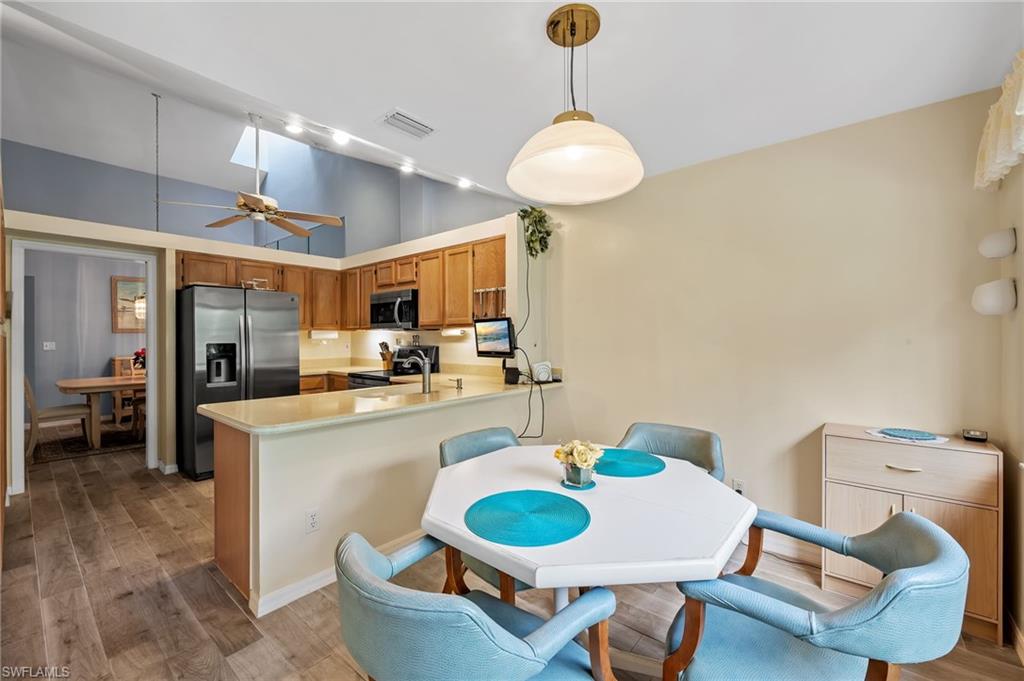 FOREST VILLAS - Residential