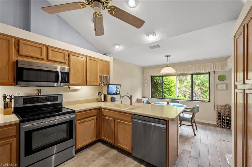 FOREST VILLAS - Residential