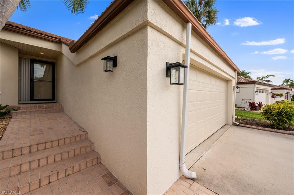 FOREST VILLAS - Residential