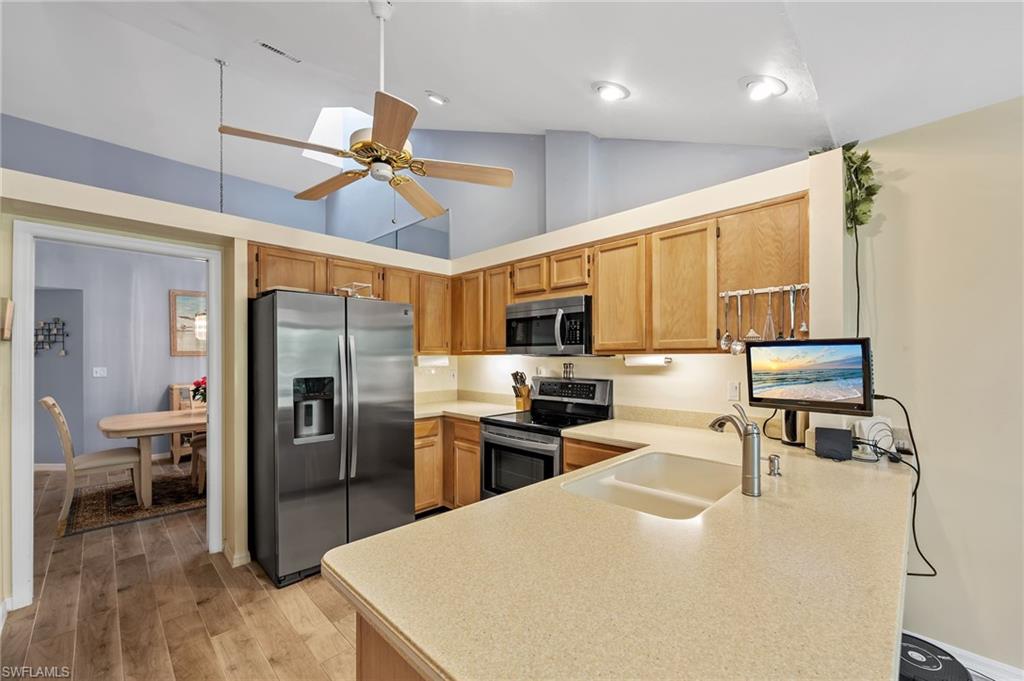 FOREST VILLAS - Residential