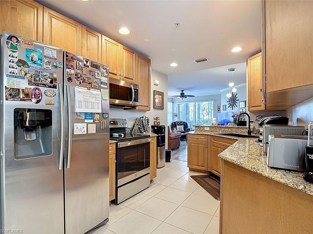 CHAMPION'S GREEN - Residential Lease